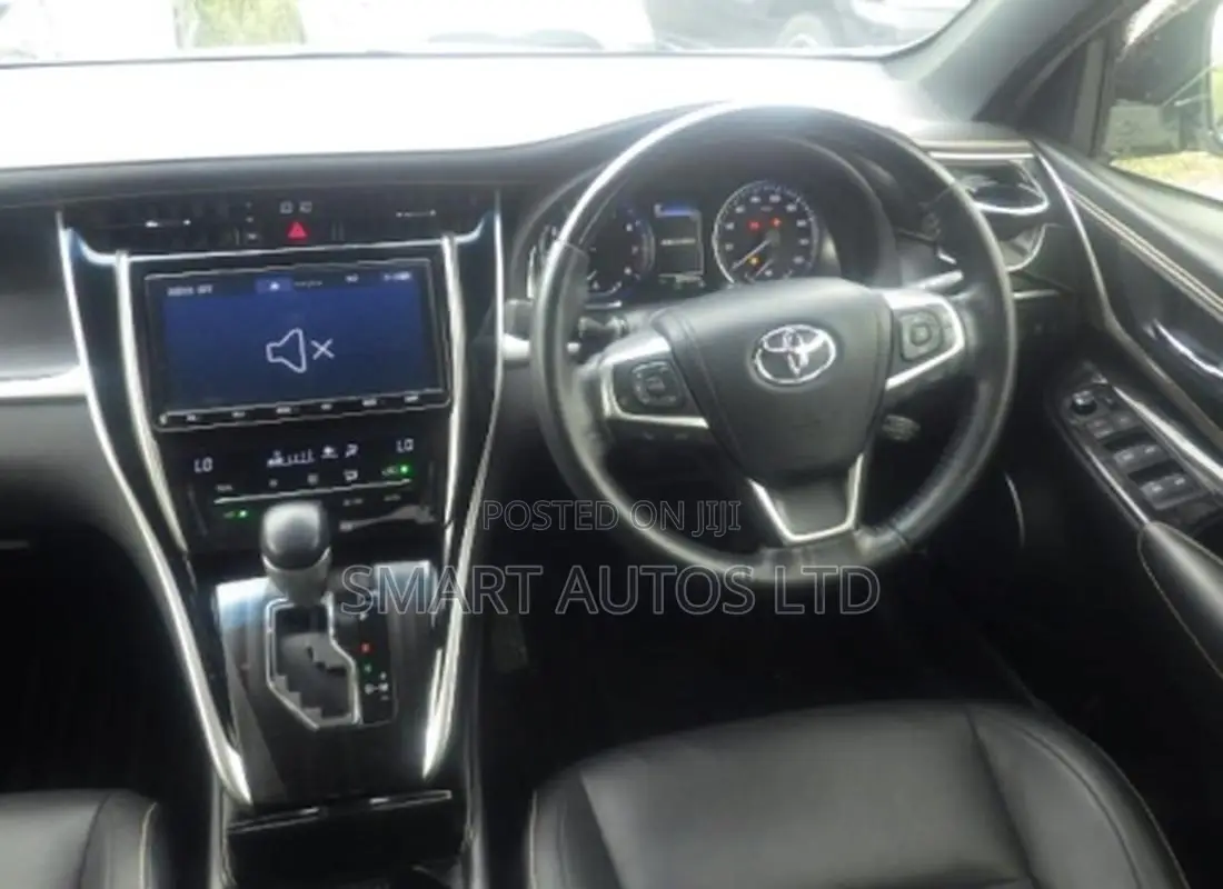 Toyota Harrier 2.0 2019