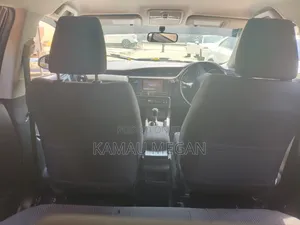 Toyota Auris 2016 Black