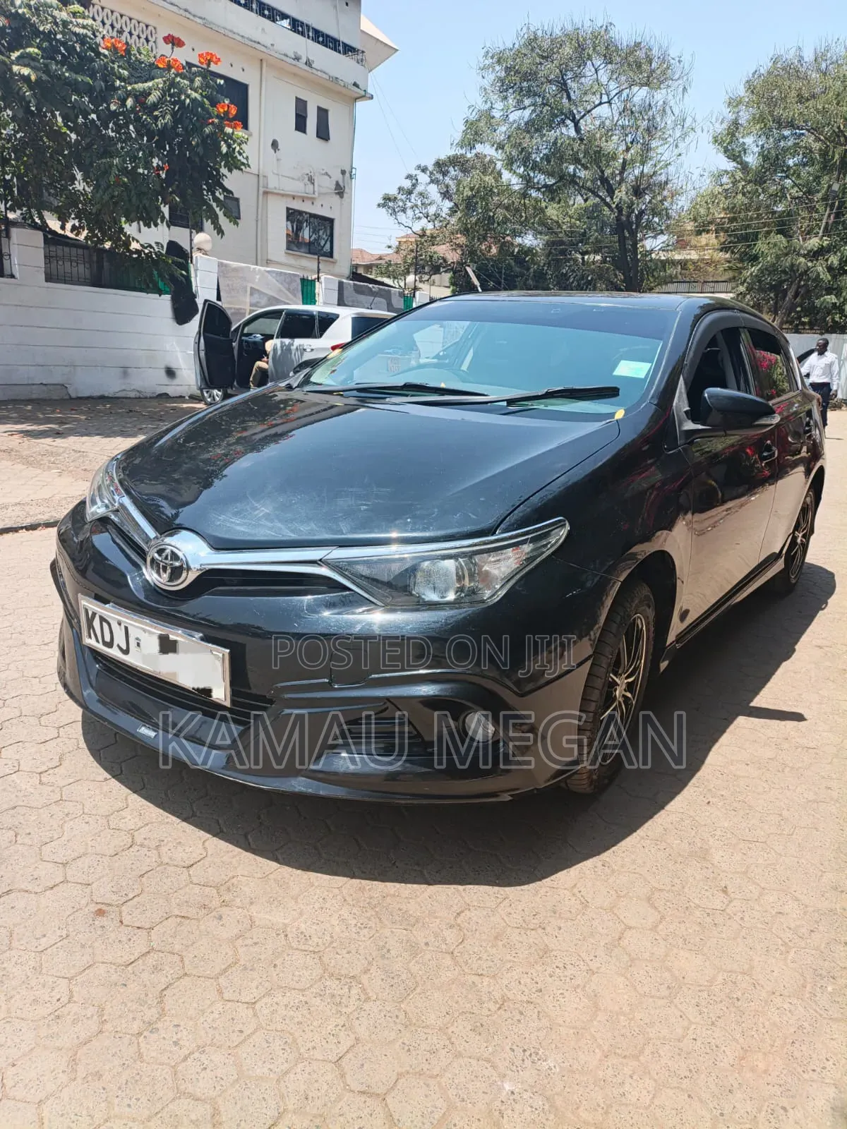 Toyota Auris 2016 Black