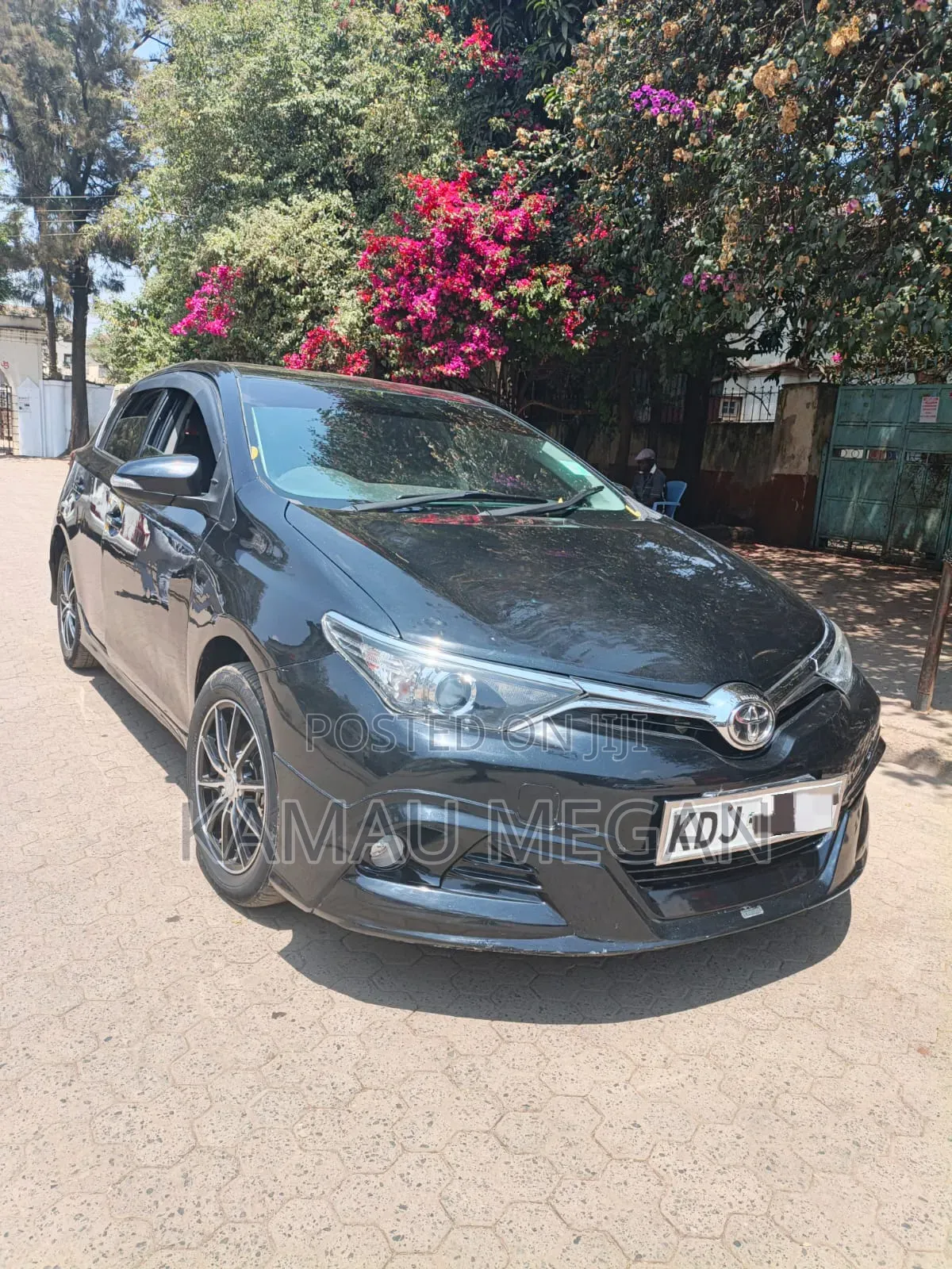Toyota Auris 2016 Black