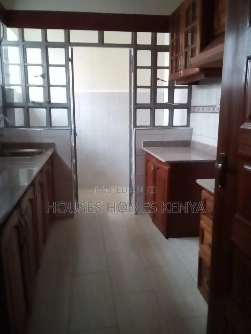 2bdrm Apartment in Parklands Estate for rent