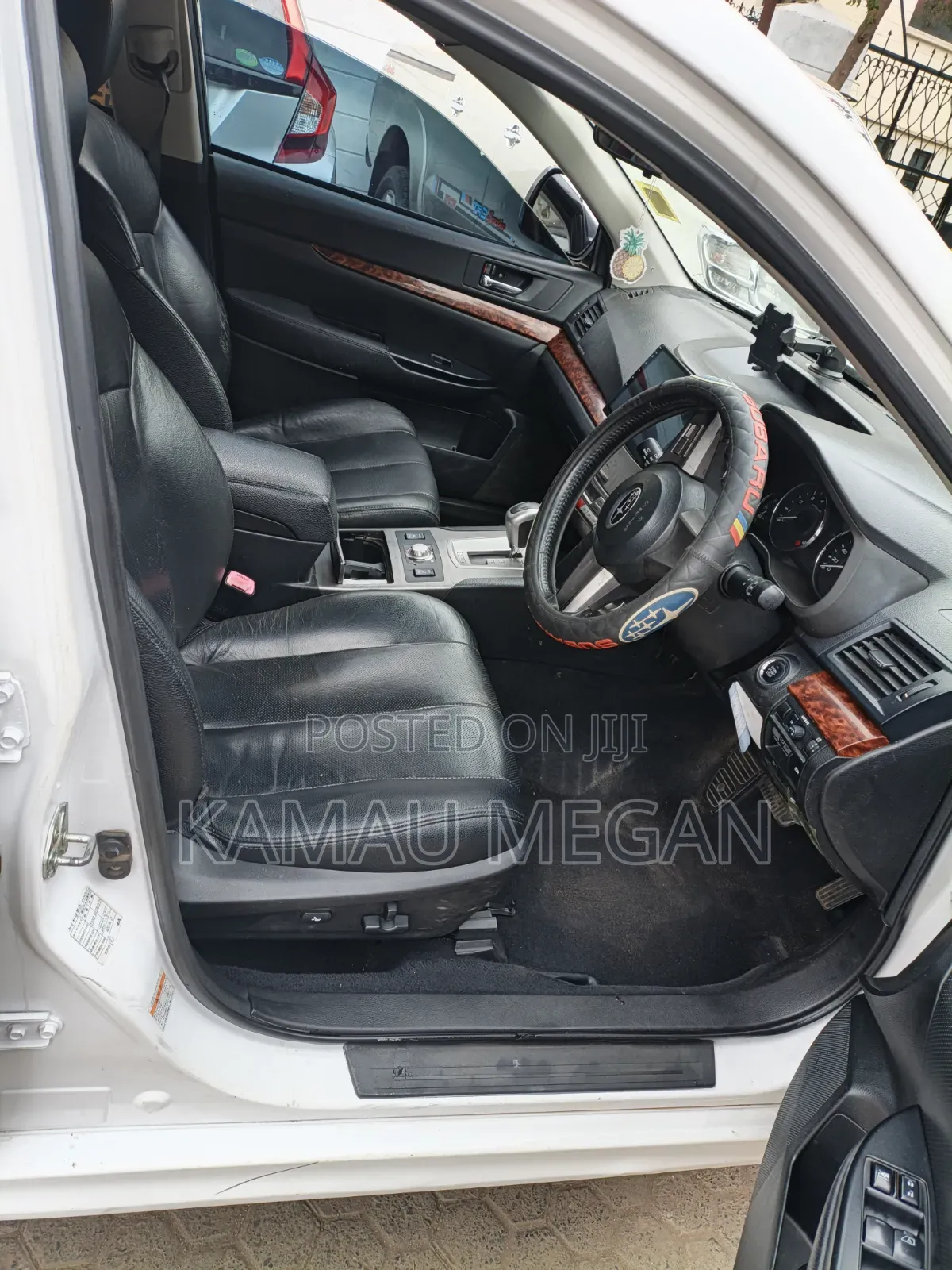 Subaru Legacy 2010 White