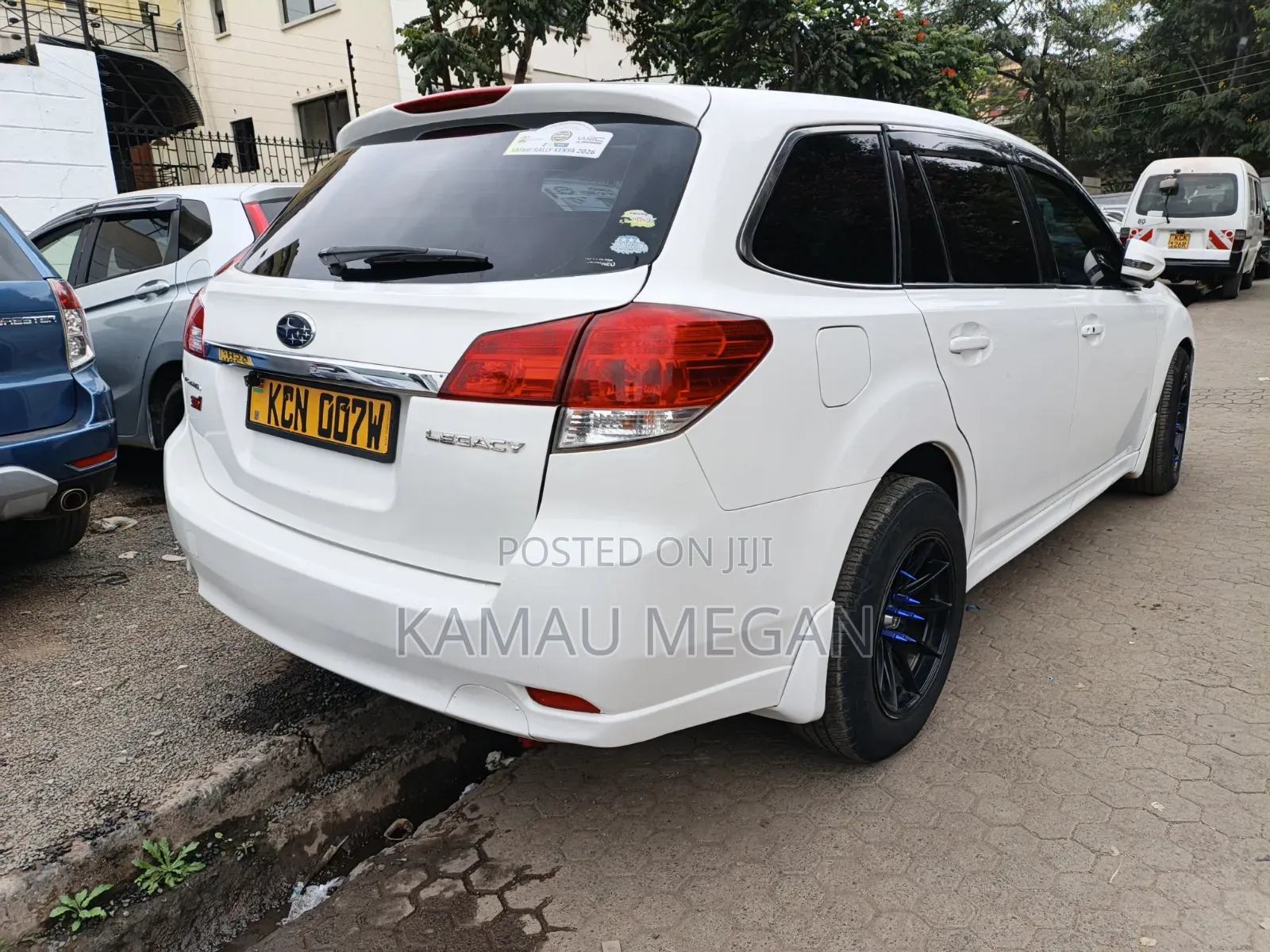 Subaru Legacy 2010 White