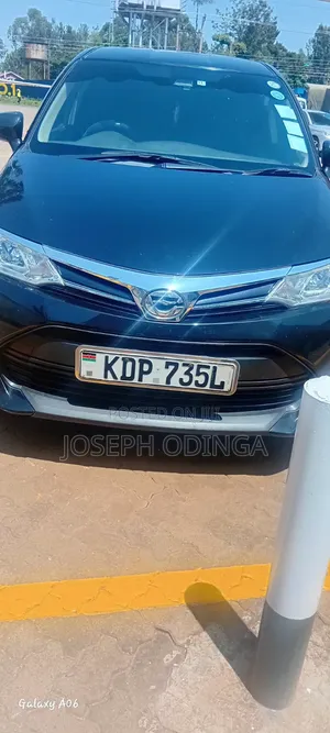 Toyota Corolla Fielder 2017 Black
