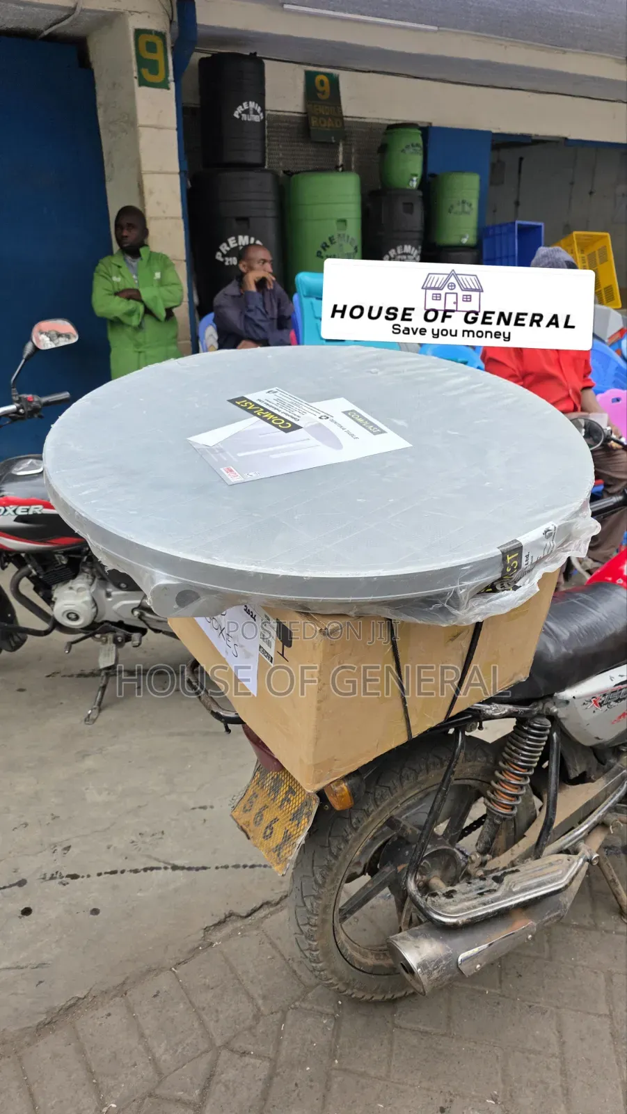 Good Quality Round Plastic tables.strong and Durable Plastic Table