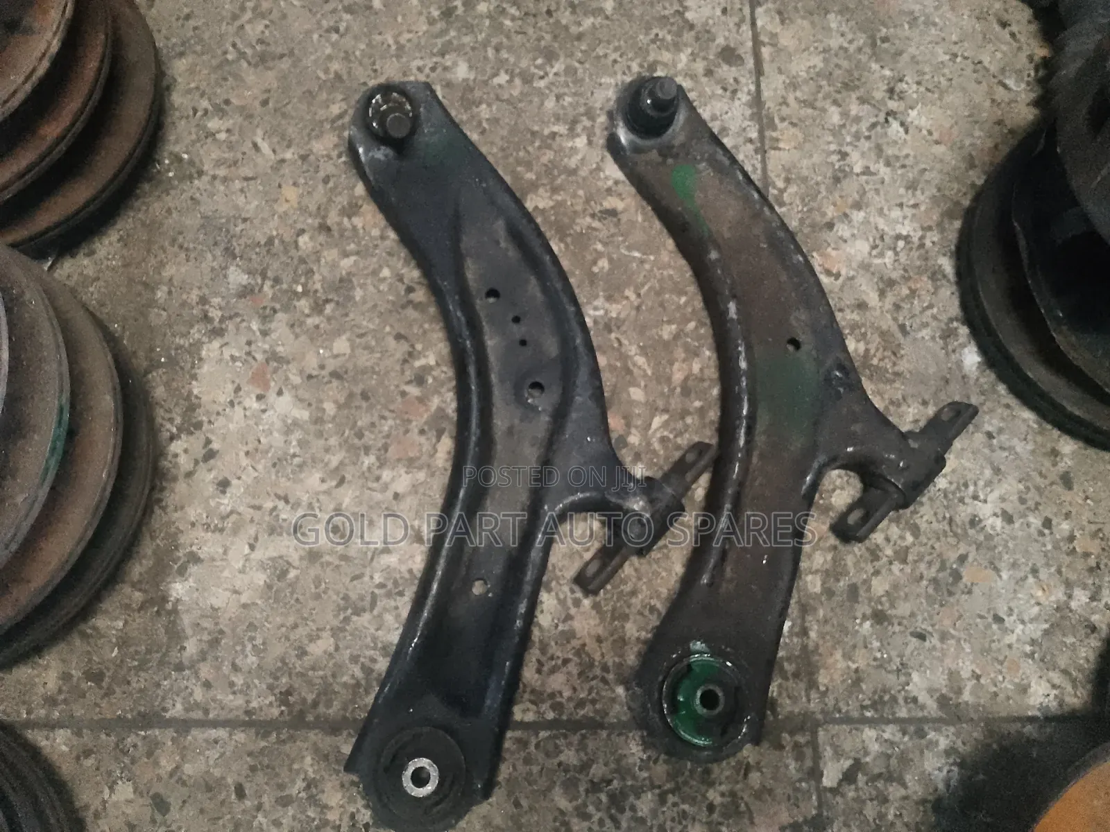 Ex Japan Controller Arm for Nisan Extrail