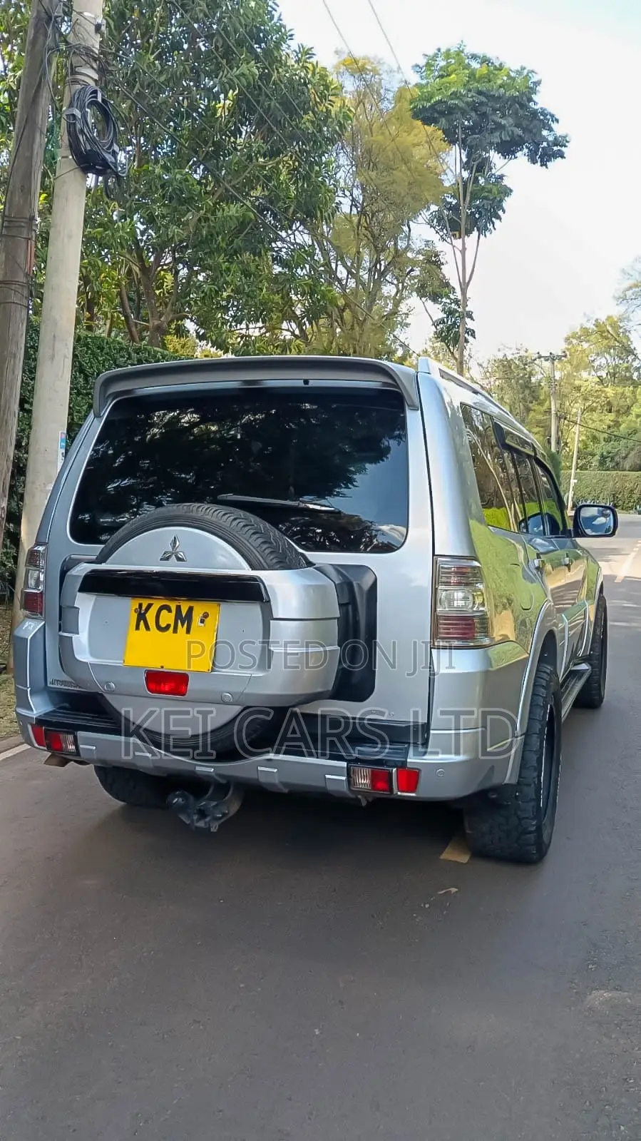 Mitsubishi Pajero 3.2 Di-Dc GLS 2011 Silver