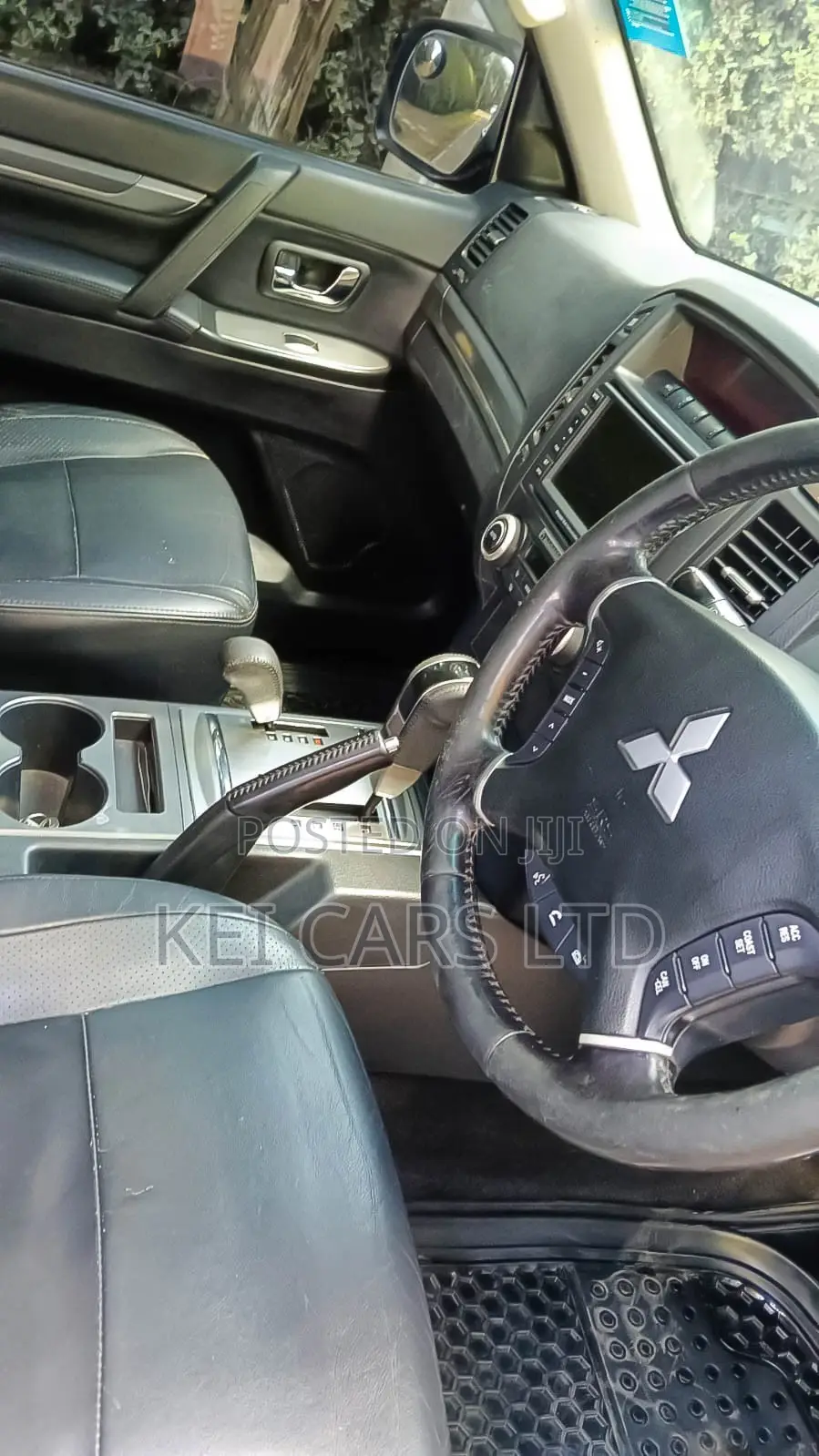 Mitsubishi Pajero 3.2 Di-Dc GLS 2011 Silver