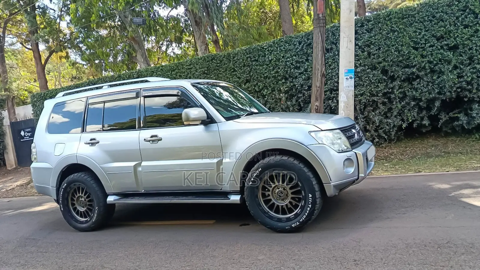 Mitsubishi Pajero 3.2 Di-Dc GLS 2011 Silver
