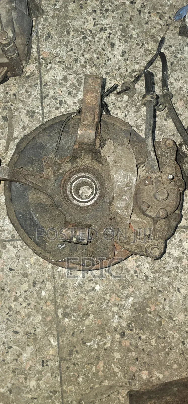Mitsubishi Outlander Front Hubs