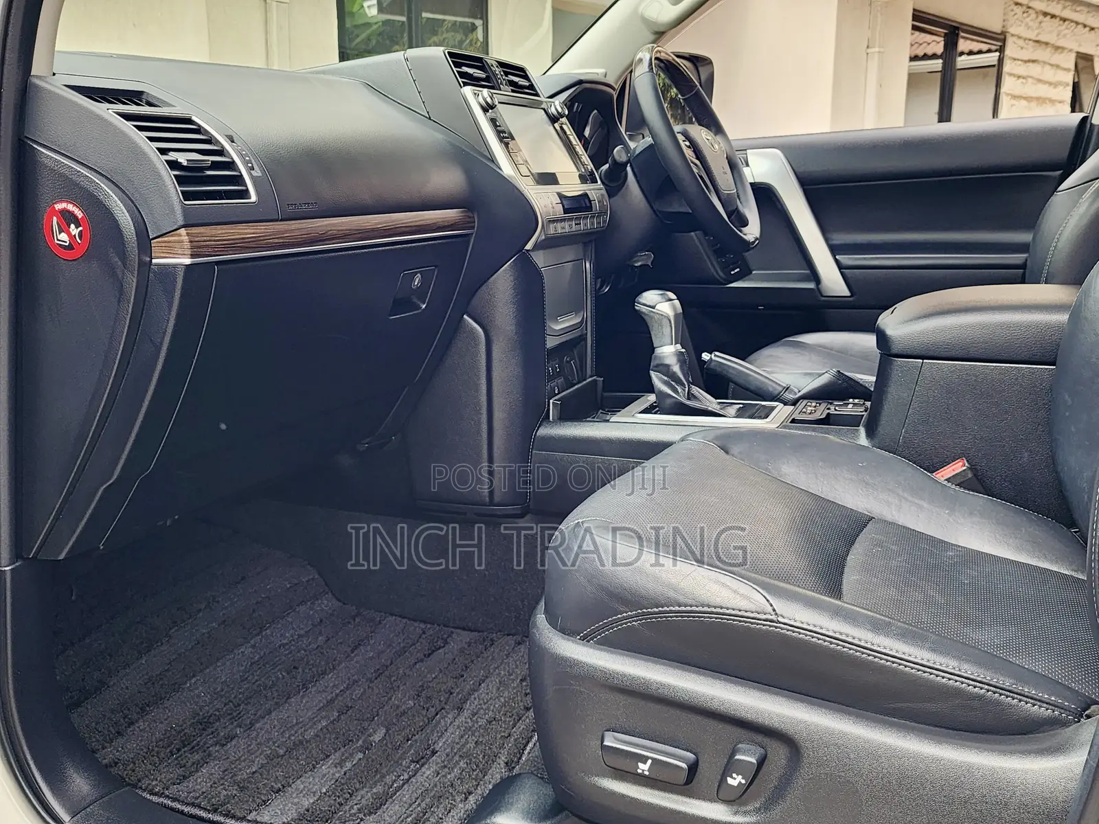 Toyota Land Cruiser Prado 2.8 2019 White