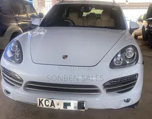 Porsche Cayenne 2014 White