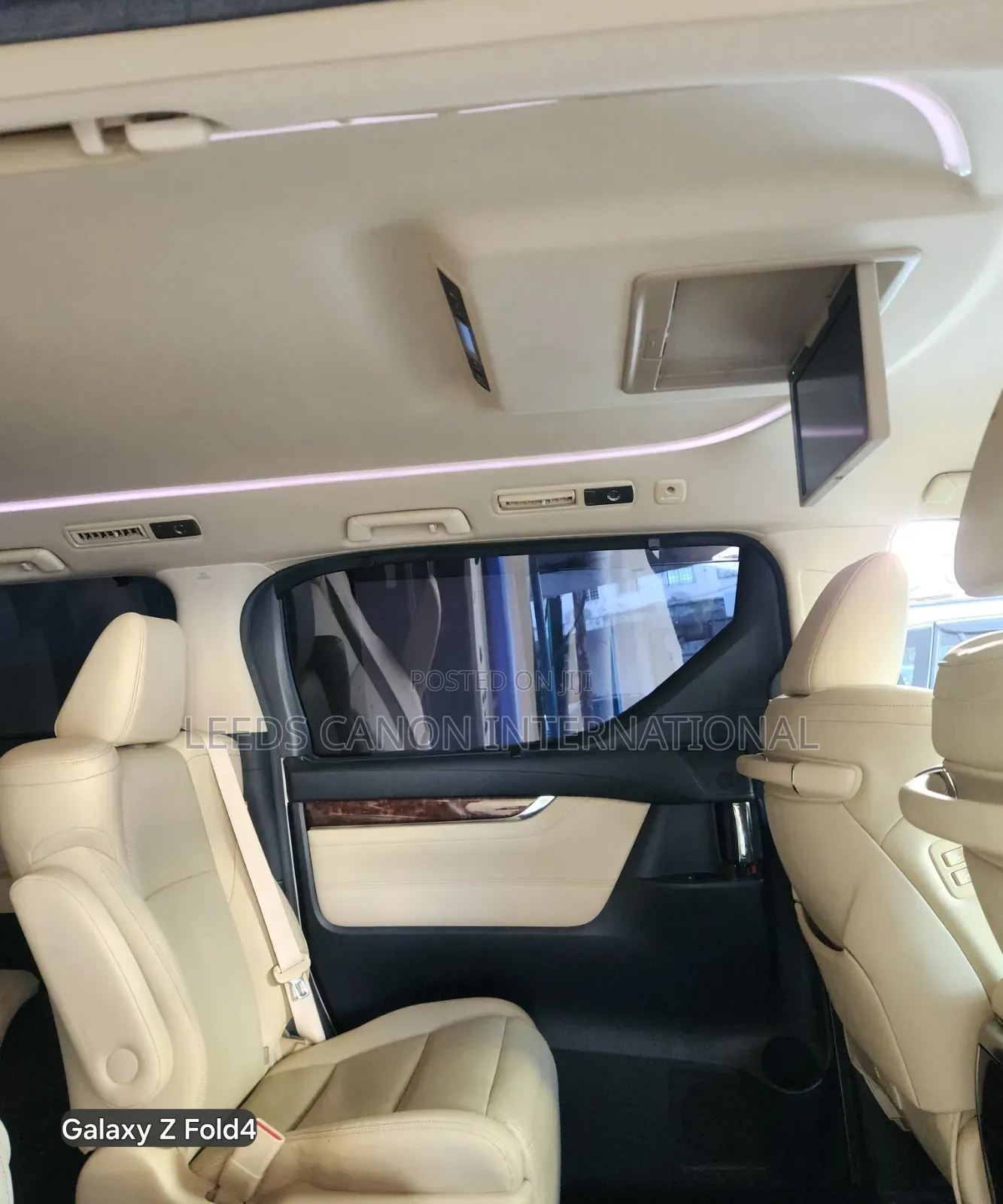 Toyota Vellfire 2020 White