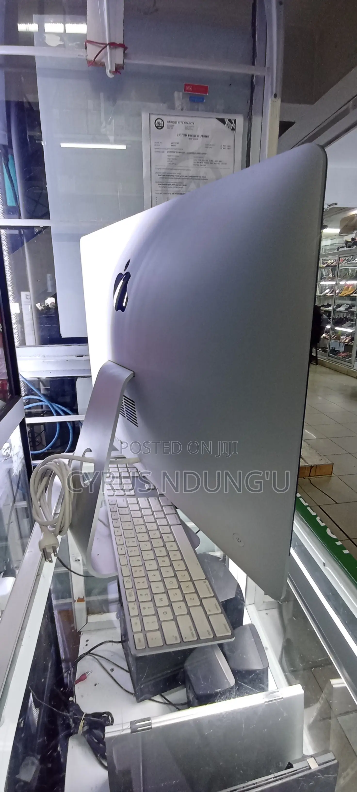 Desktop Computer Apple iMac 8GB Intel Core i5 HDD 500GB