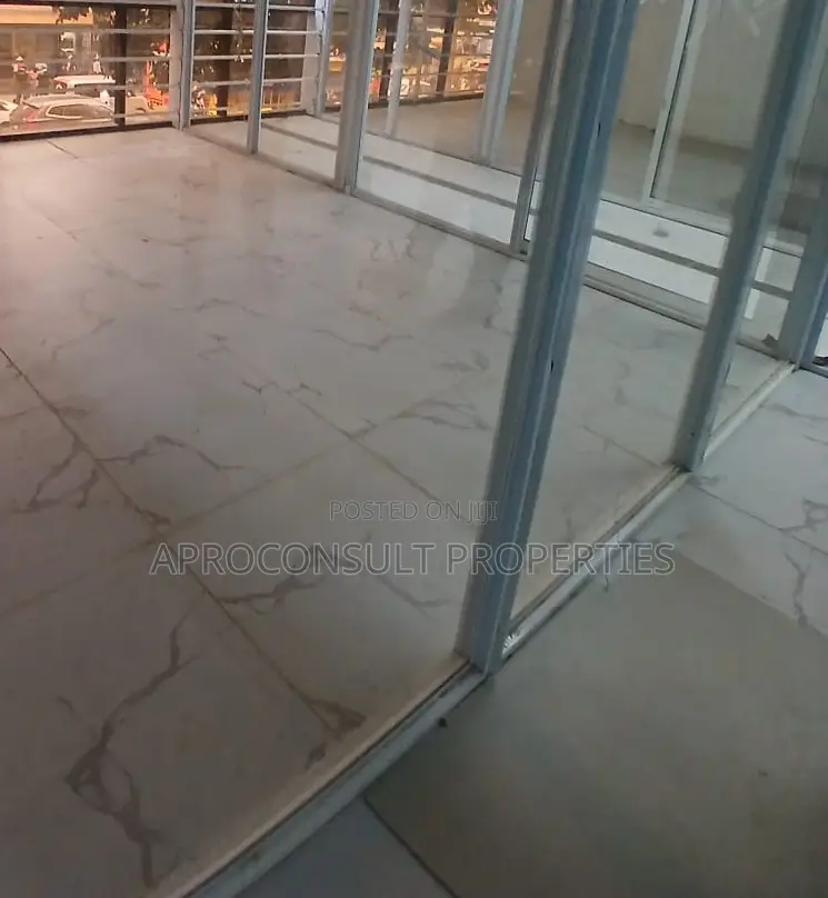 MPESA Shop Spaces to Let in Nairobi CBD, Rent Ksh. 