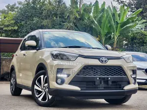 Toyota Raize 1.0 FWD 2019 Beige