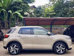 Toyota Raize 1.0 FWD 2019 Beige