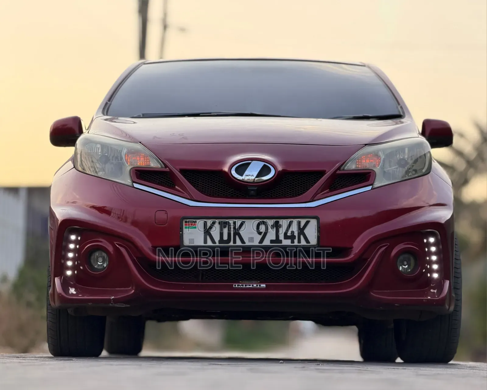 Nissan Note 2014 Maroon