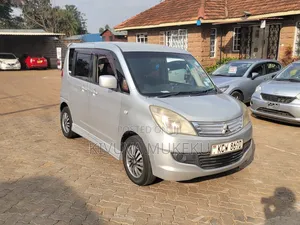 Mitsubishi Delica 2012 Silver