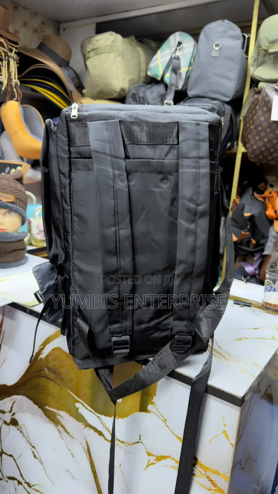Black Gym Bags for Travel Can Be Carried as a Backpack