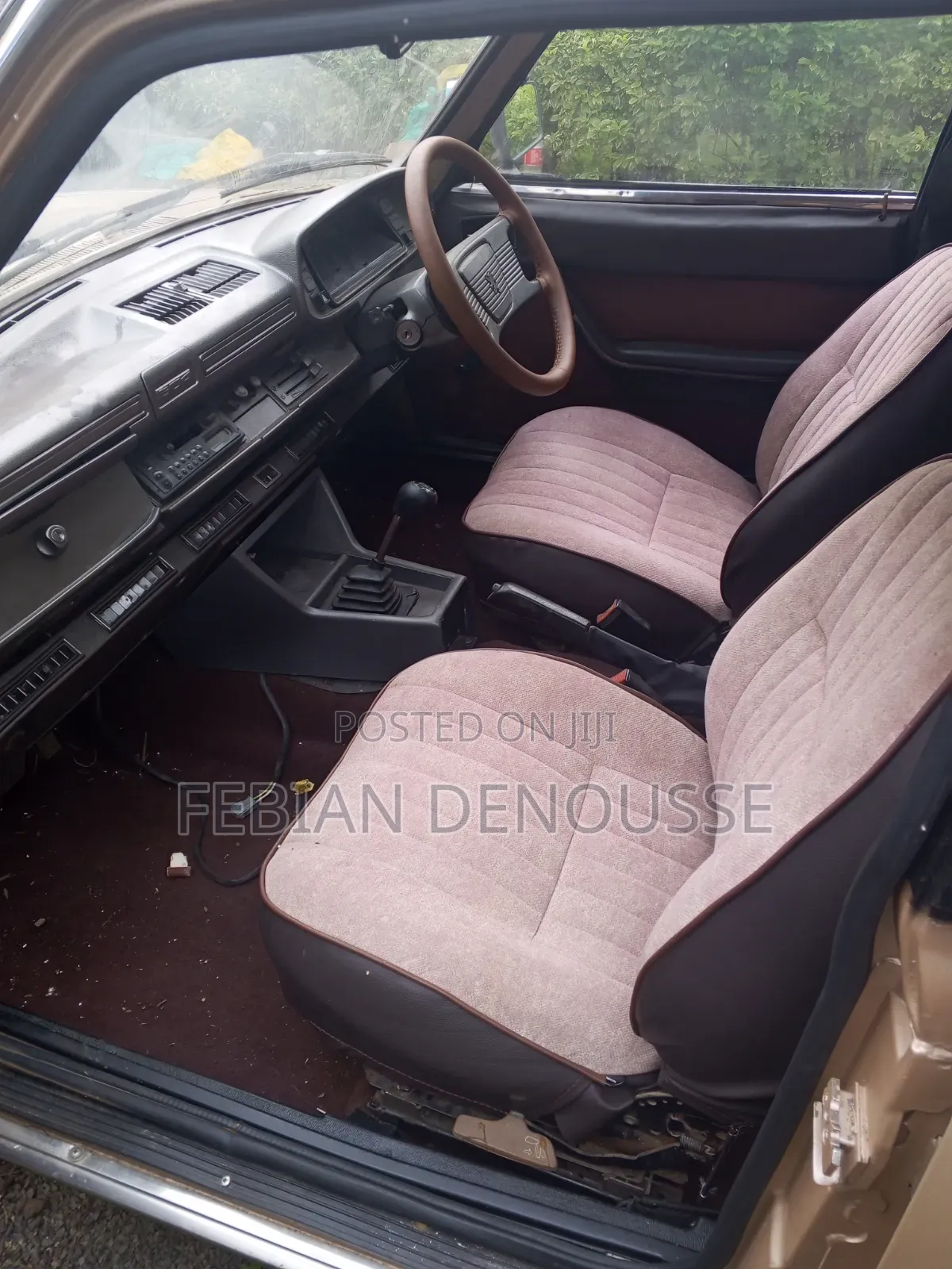 Peugeot 504 2000 Beige