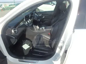 Mercedes-Benz C200 2019 White