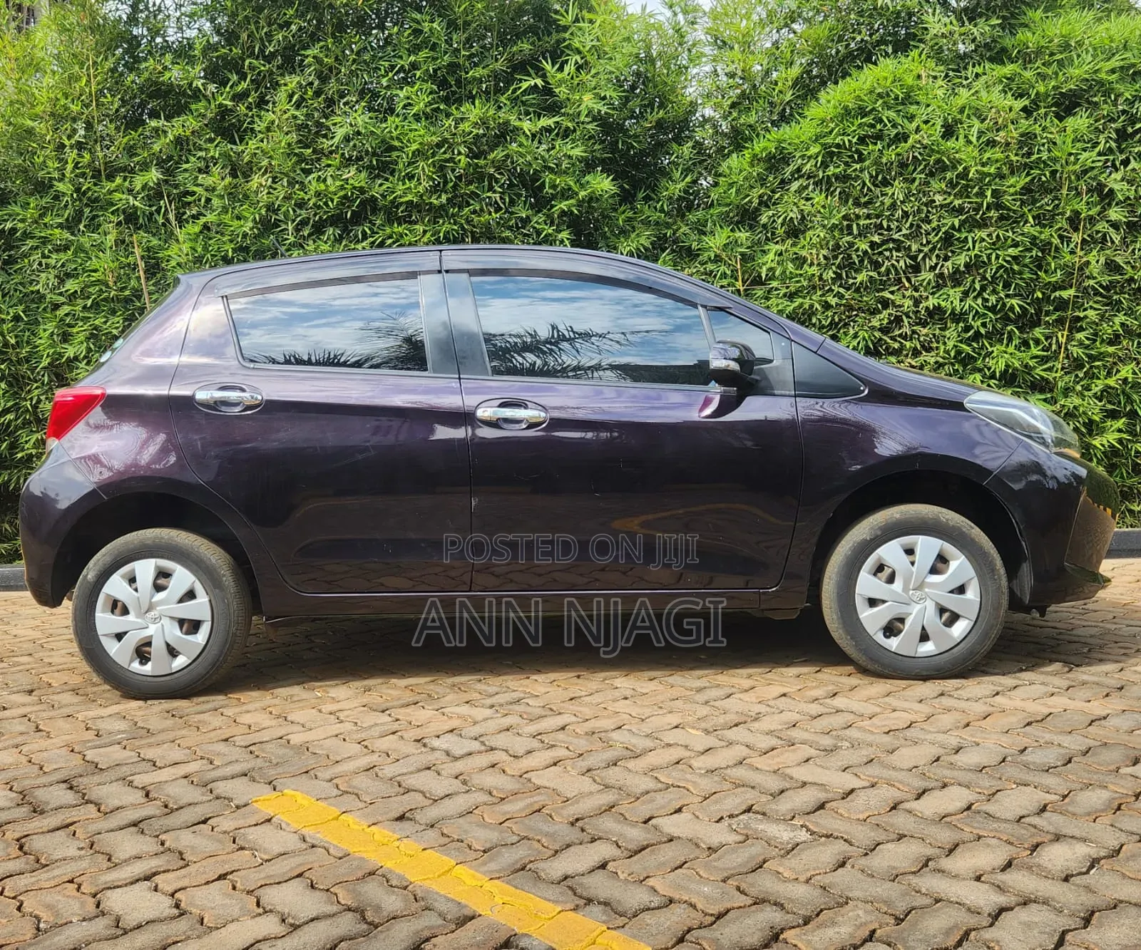 Toyota Vitz 2016 Maroon