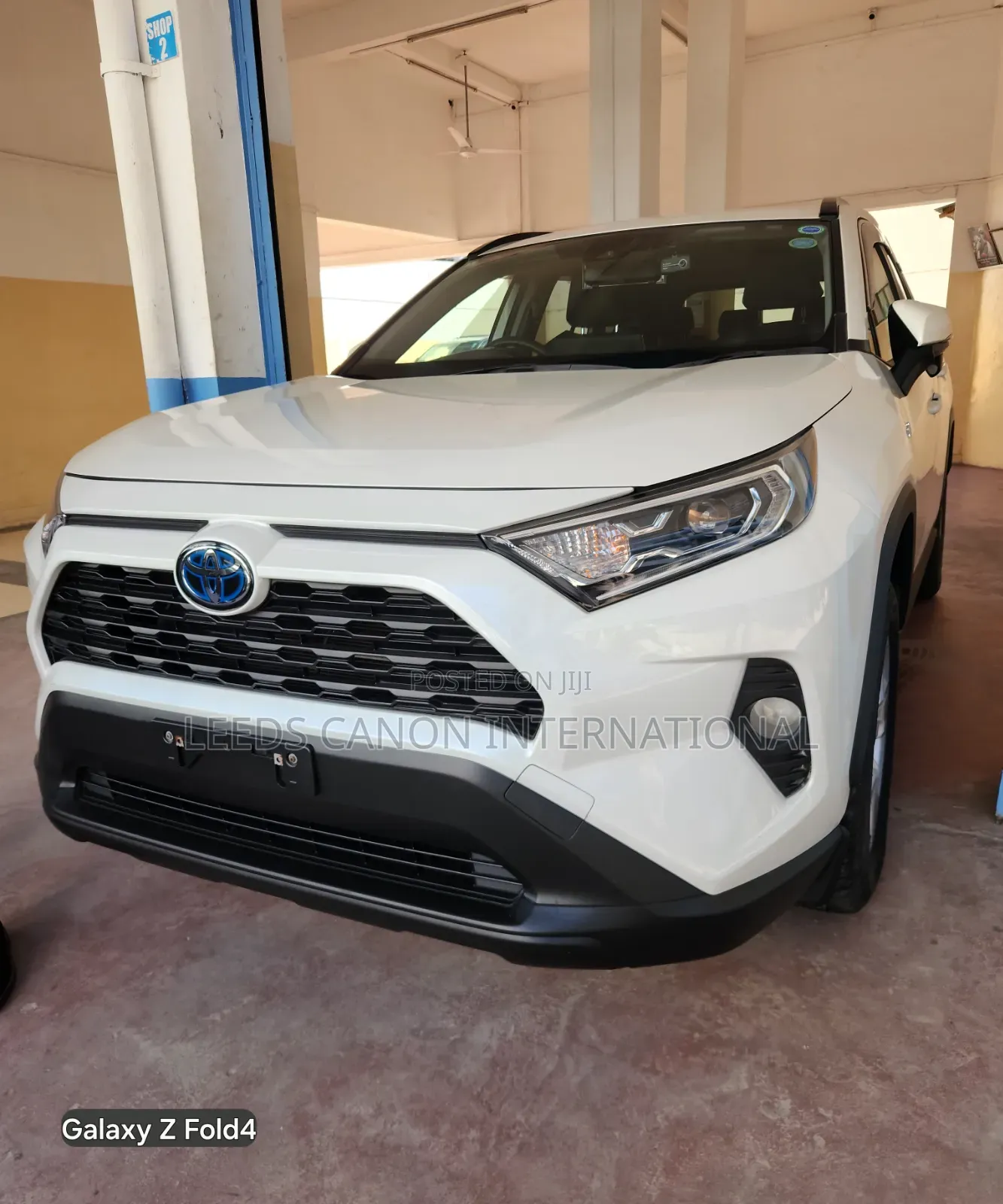 Toyota RAV4 2019 White