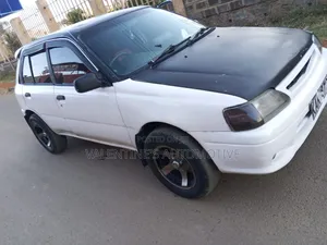 Toyota Starlet 1998 White