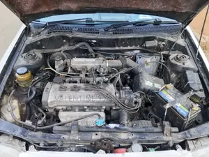 Toyota Starlet 1998 White