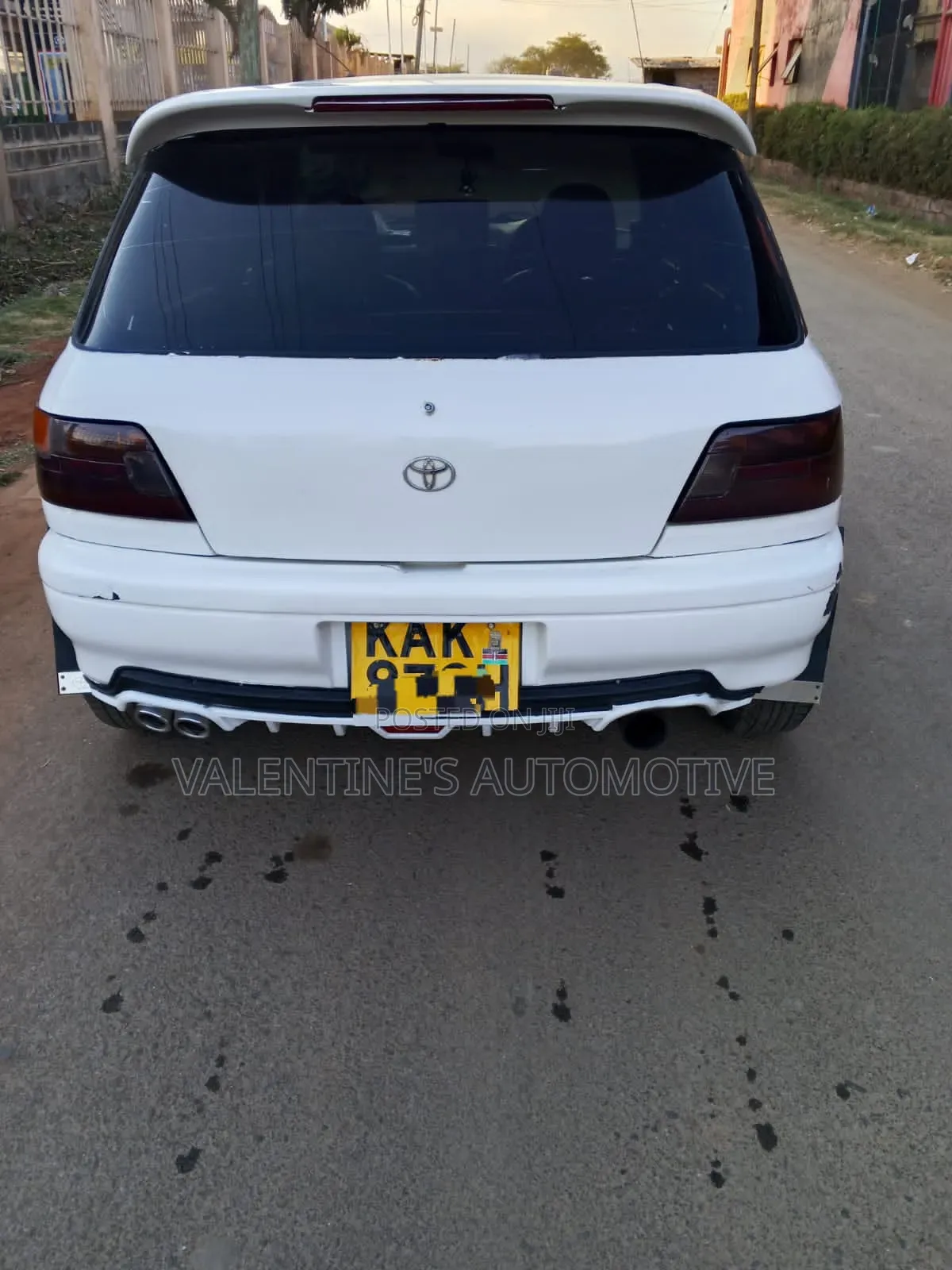 Toyota Starlet 1998 White