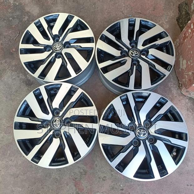 Toyota Passo Size 14inch Blacksilver Rims