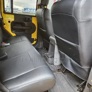 Jeep Wrangler 2010 Yellow