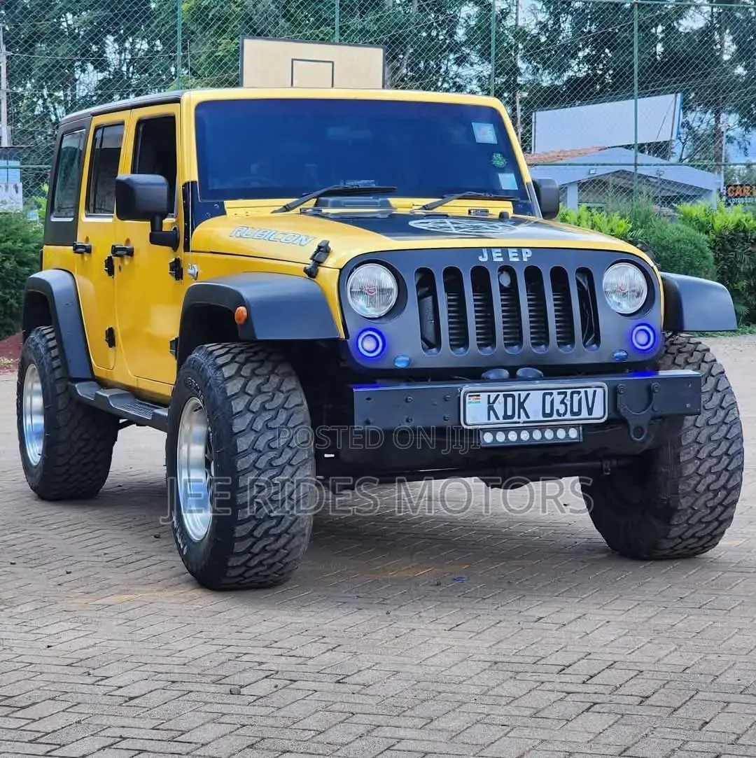 Jeep Wrangler 2010 Yellow