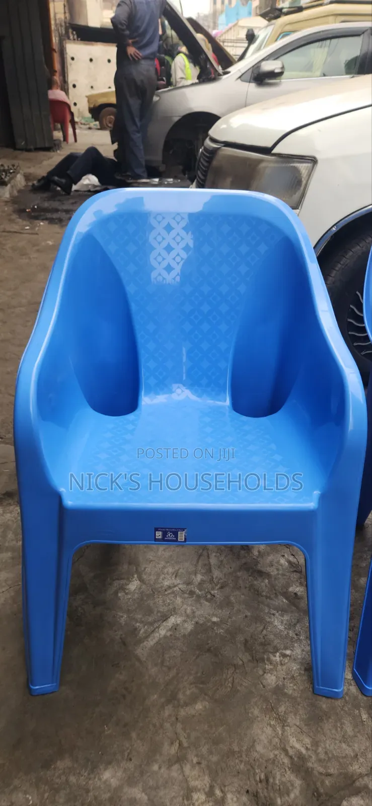 Shoshona Easy Chair, Sh Plastic Chairs