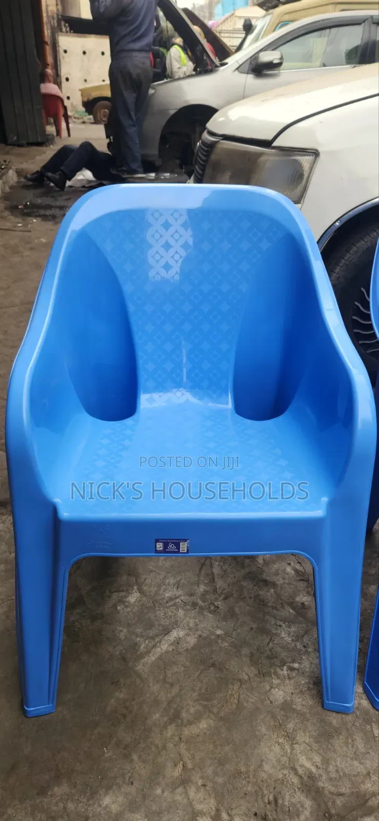 Shoshona Easy Chair, Sh Plastic Chairs