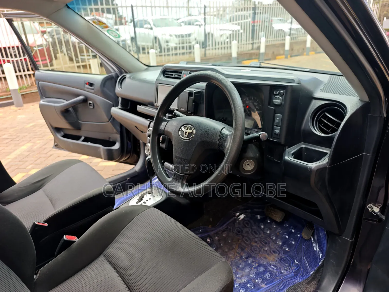 Toyota Probox 2015 Maroon