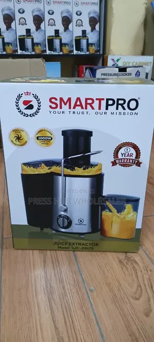 SmartPro SJC-2817S Is a 1000W Turbo-Power Centrifugal Juice Extractor
