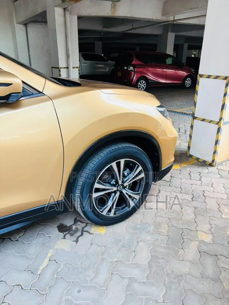 Nissan X-Trail 2.0 Petrol FWD 2017 Yellow
