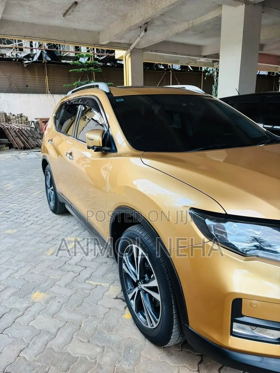 Nissan X-Trail 2.0 Petrol FWD 2017 Yellow
