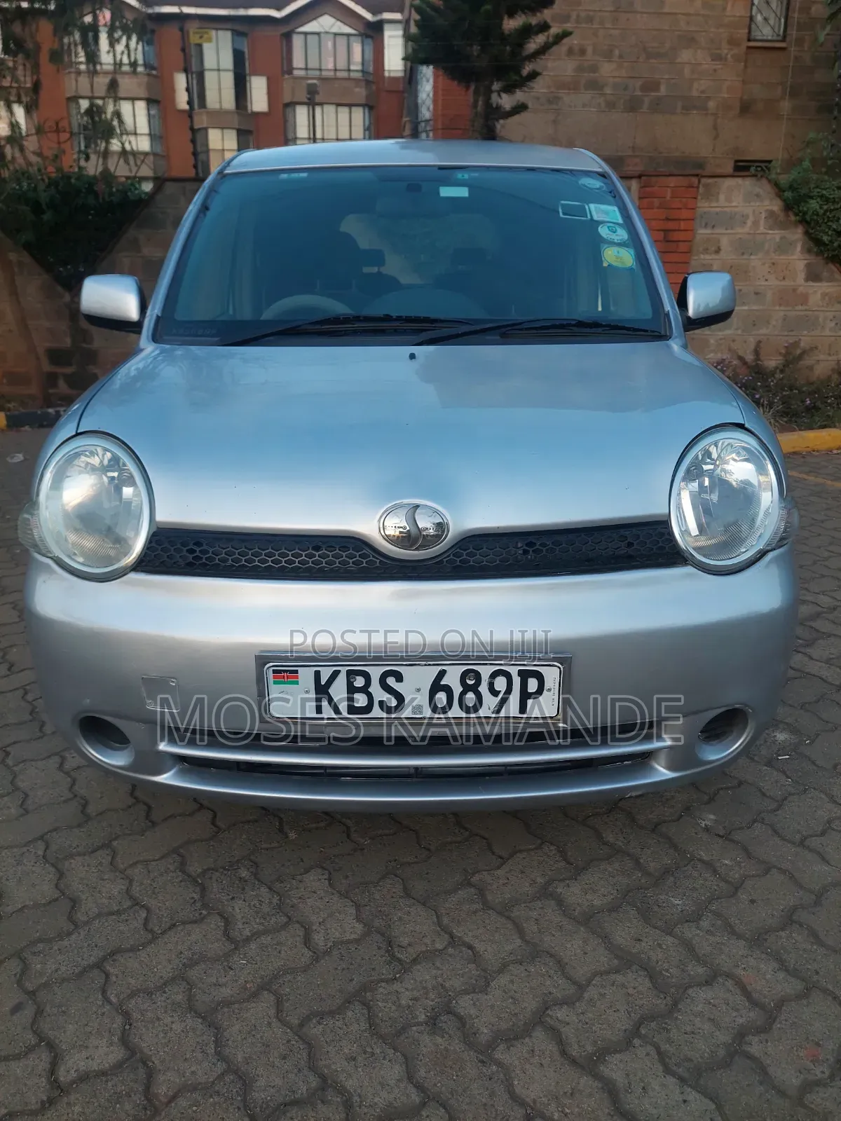 Toyota Sienta 2006 Silver