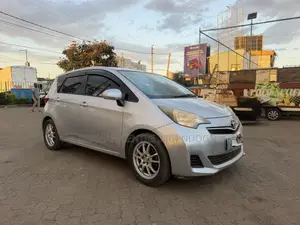 Toyota Ractis 2011 Silver