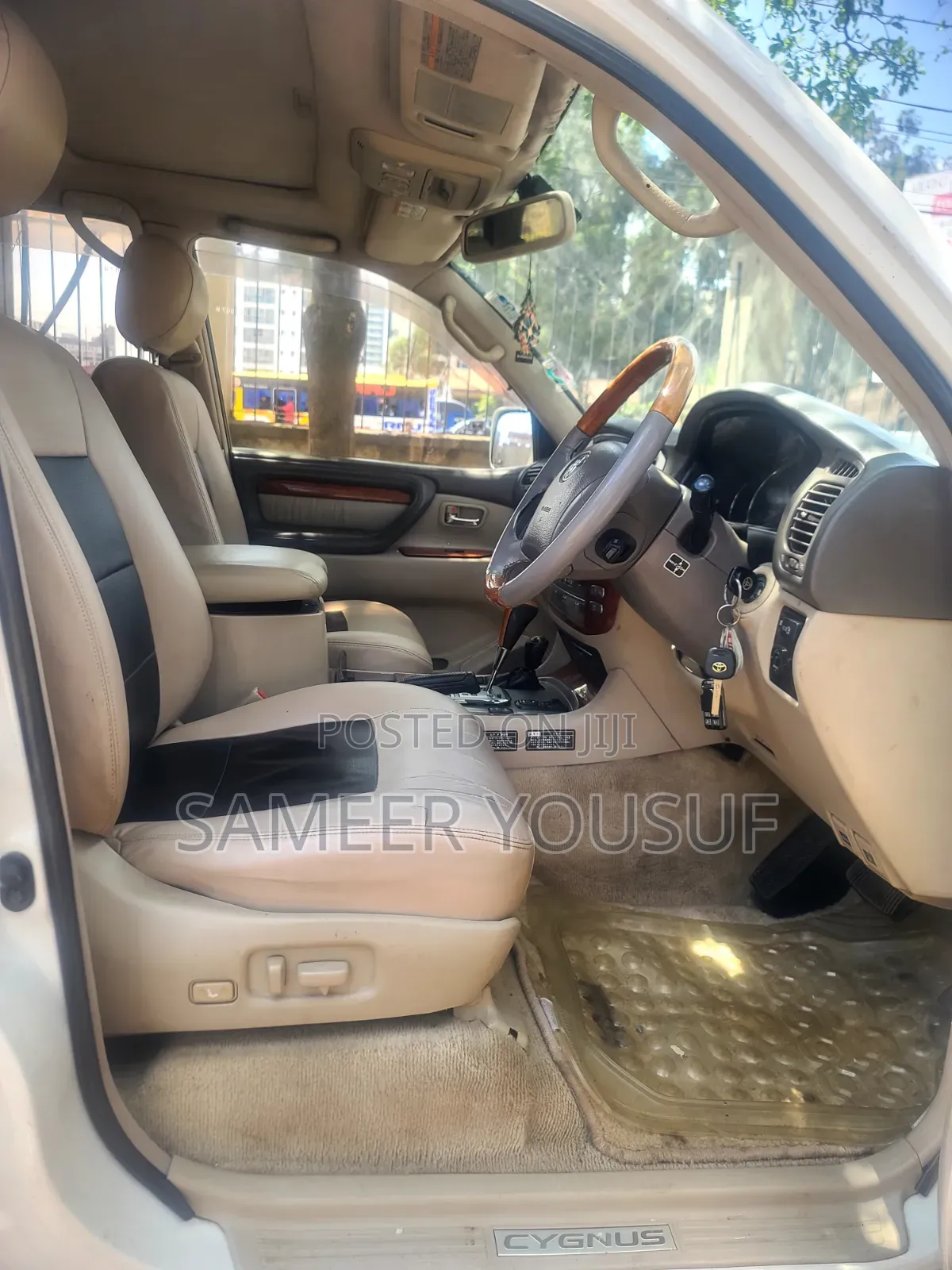 Toyota Land Cruiser 2003 White