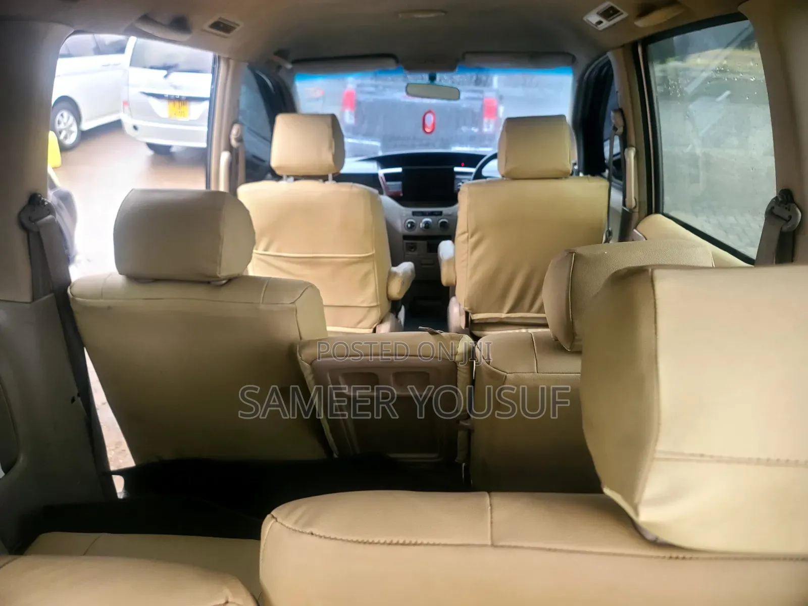 Toyota Noah 2003 Silver