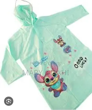 Kids Raincoats
Age:3-14years
Waterproof, Hooded With Back Pack