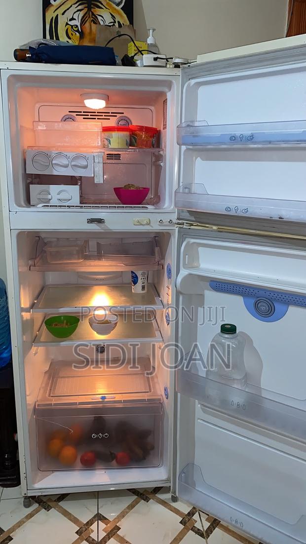 349L Capacity LG Fridge - thumbnail 2