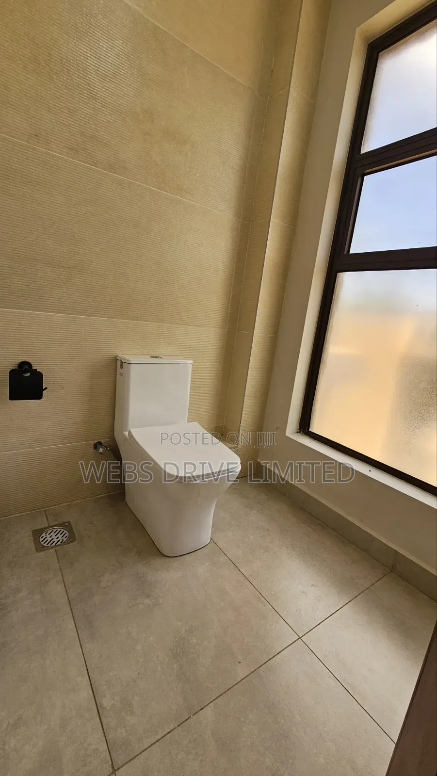 6bdrm Villa in Karen Hardy, Kilimani for sale