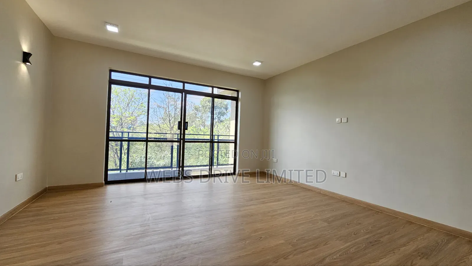 6bdrm Villa in Karen Hardy, Kilimani for sale