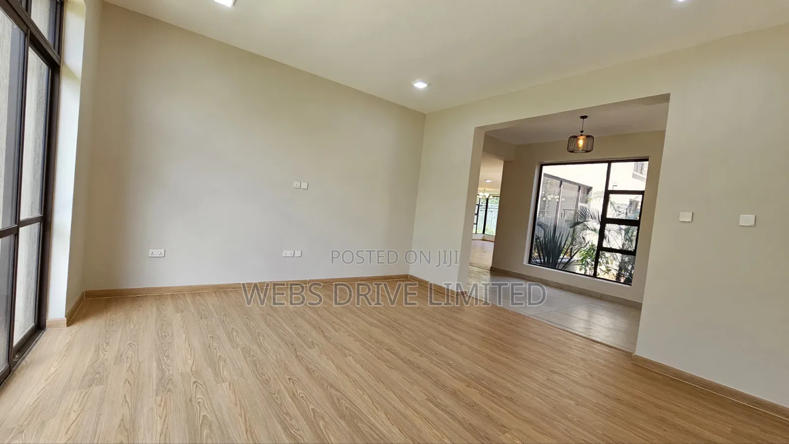6bdrm Villa in Karen Hardy, Kilimani for sale