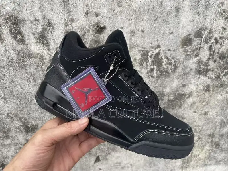 Jordan 3 Cactus Jack X Travis Scott Black and White